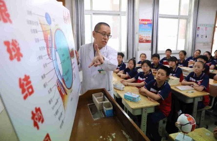 關注兒童青少年三大健康“殺手”