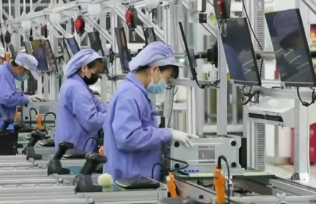 數(shù)字經(jīng)濟賦能新疆產(chǎn)業(yè)轉(zhuǎn)型升級