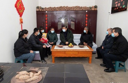 習(xí)近平談鄉(xiāng)村振興：使農(nóng)村的生活奔向現(xiàn)代化，越走越有奔頭