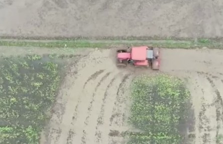 廣西桂林：大型機(jī)械助春耕 不負(fù)農(nóng)時(shí)不負(fù)春