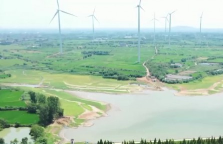 江蘇揚州：水產(chǎn)養(yǎng)殖戶科學(xué)飼養(yǎng)應(yīng)對高溫天氣