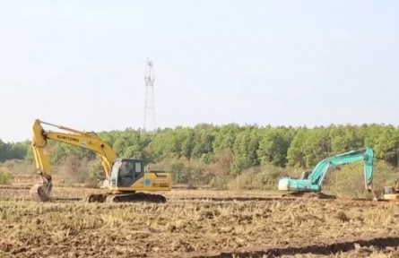 江西：搶抓有利天氣 推進(jìn)高標(biāo)準(zhǔn)農(nóng)田建設(shè)