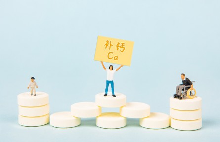 辟謠 | 蝦皮和豆?jié){是補(bǔ)鈣能手？中老年人才需要補(bǔ)鈣？關(guān)于補(bǔ)鈣的8個(gè)傳言