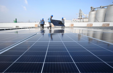 退役風(fēng)電、光伏設(shè)備循環(huán)利用 recycling of decommissioned wind-power and photovoltaic equipment