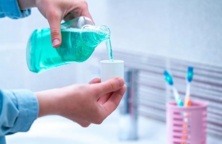 辟謠：長期使用漱口水是否安全？