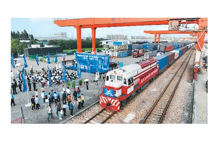 已有約3000家企業(yè)簽約參展、展覽面積超36萬平方米——2023年進(jìn)博會(huì)將全面恢復(fù)線下辦展