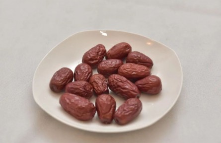 紅棗、紅糖補(bǔ)血嗎？真正補(bǔ)血的是這8種食物，不要吃錯(cuò)！