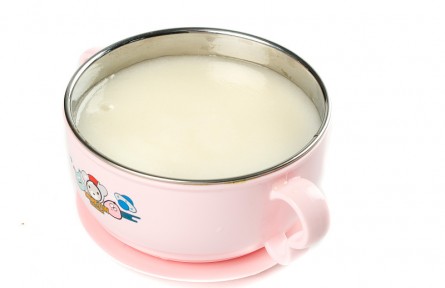 辟謠|米湯能代替母乳和配方粉？千萬別信！
