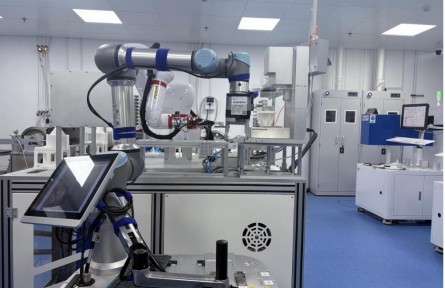 突破想象！AI機(jī)器人成為實(shí)驗(yàn)室“主力軍”